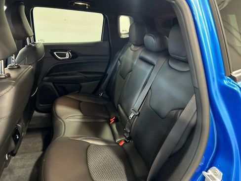 New 2026 Jeep Compass Latitude AWD/4WD image 31