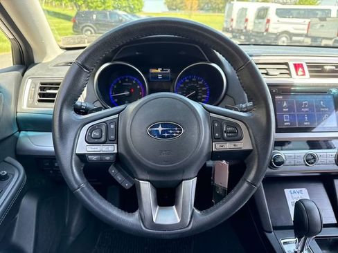 Used 2017 Subaru Outback 2.5i Premium AWD/4WD image 20