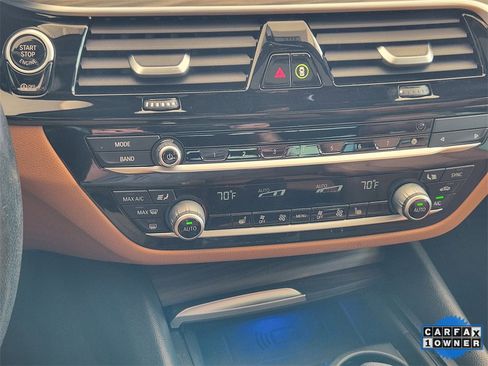 Used 2021 BMW 530i w/ Convenience Package image 21