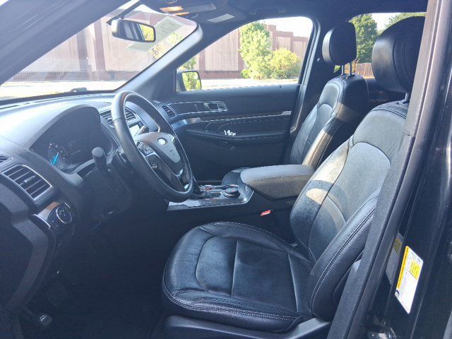 Used 2017 Ford Explorer Limited AWD/4WD image 13
