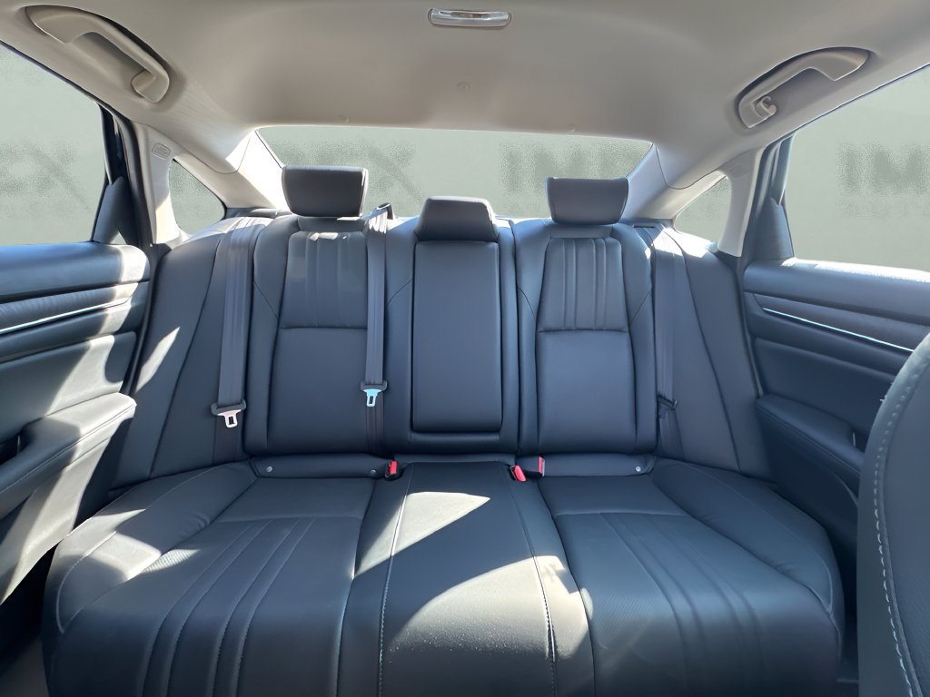 Used 2018 Honda Accord EX-L image 12
