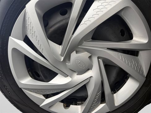 Used 2024 Subaru Impreza 2.0i image 19