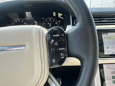 Used 2021 Land Rover Range Rover Long Wheelbase Autobiography image 31