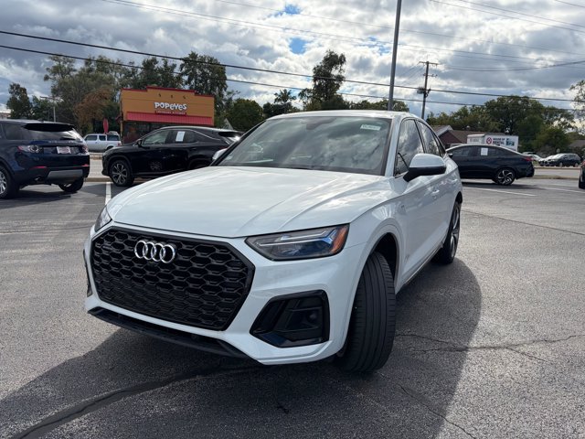 Used 2023 Audi Q5 2.0T Premium Plus AWD/4WD image 2