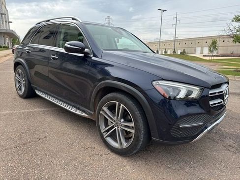 Used 2021 Mercedes-Benz GLE 350 4MATIC image 3