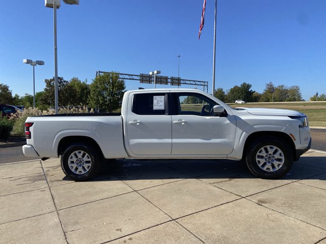 Used 2022 Nissan Frontier SV w/ Technology Package AWD/4WD image 13