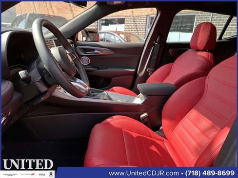Used 2023 Dodge Hornet GT Plus w/ Tech Pack Plus w/o Parking image 16