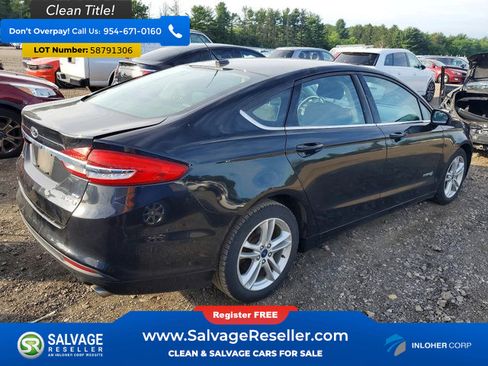 Used 2018 Ford Fusion SE FWD image 4