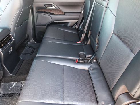 Certified 2025 Lexus GX 550 w/ Accessory Package (2T) AWD/4WD image 20