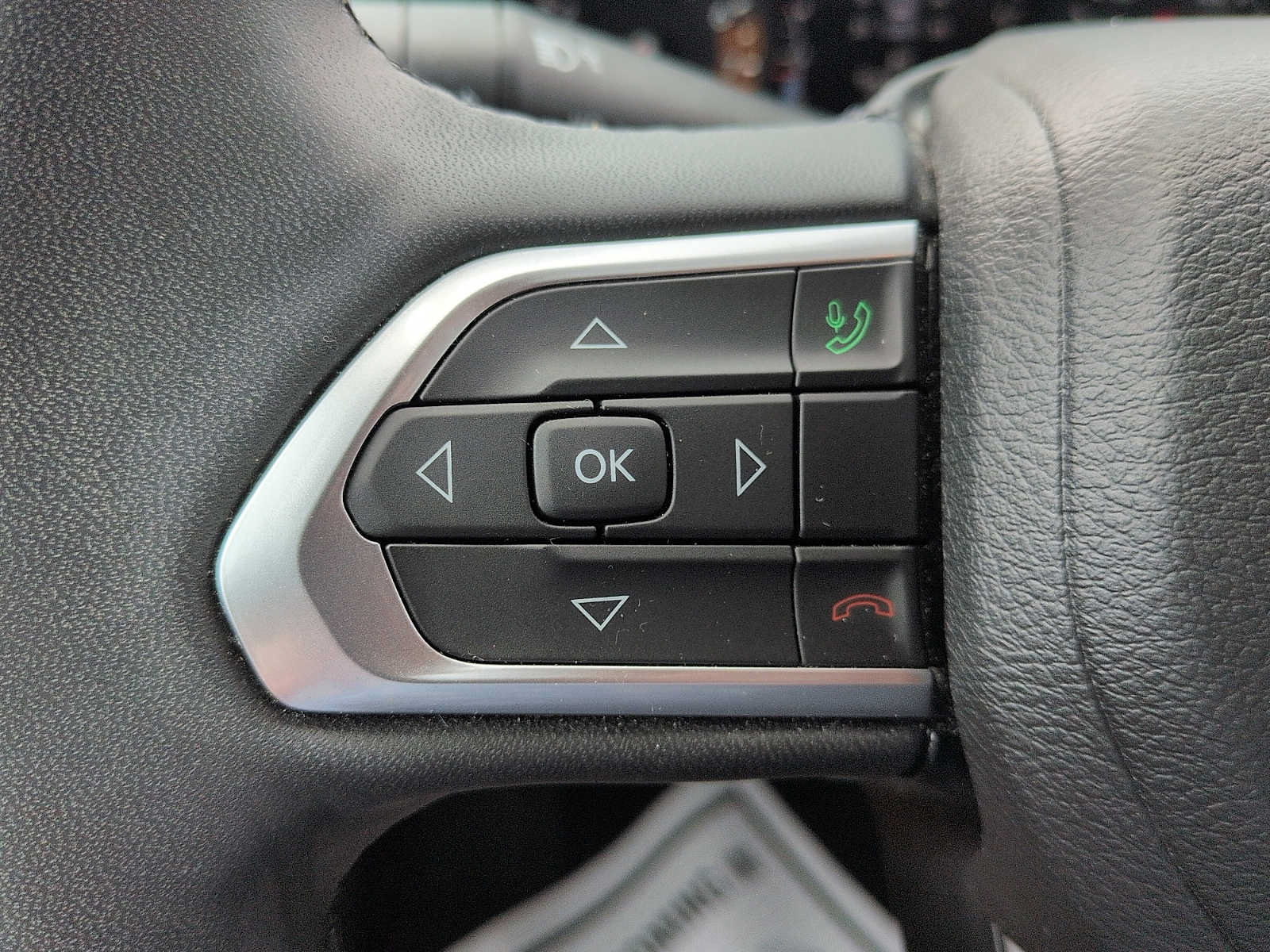 Used 2023 Jeep Compass Limited AWD/4WD image 16