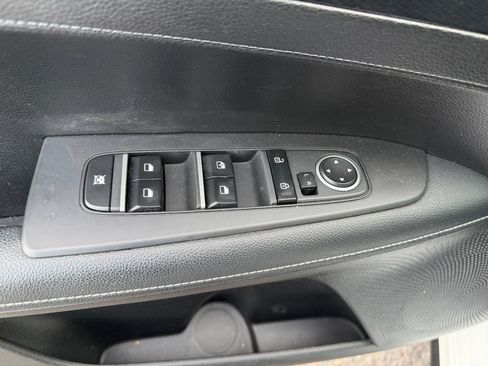 Used 2023 Kia Forte GT-Line FWD image 20
