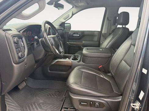 Used 2020 Chevrolet Silverado 1500 LT Trail Boss AWD/4WD image 9