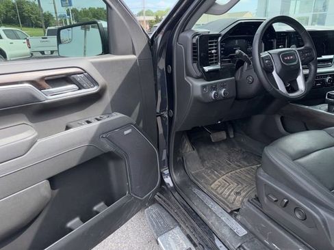 Used 2025 GMC Sierra 1500 SLT w/ SLT Premium Package AWD/4WD image 20