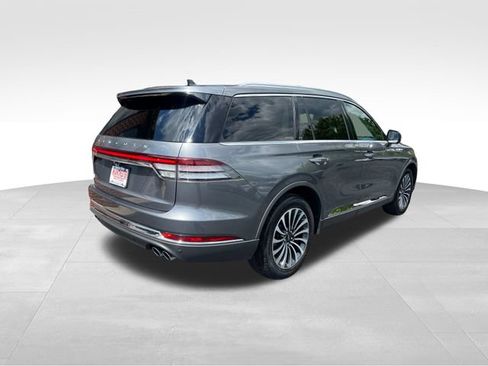 Used 2023 Lincoln Aviator Reserve w/ Elements Package Plus AWD/4WD image 7
