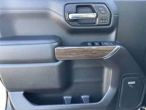 Used 2022 Chevrolet Silverado 1500 High Country image 22
