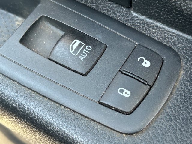 Used 2015 RAM 1500 Tradesman w/ Popular Equipment Group AWD/4WD image 30