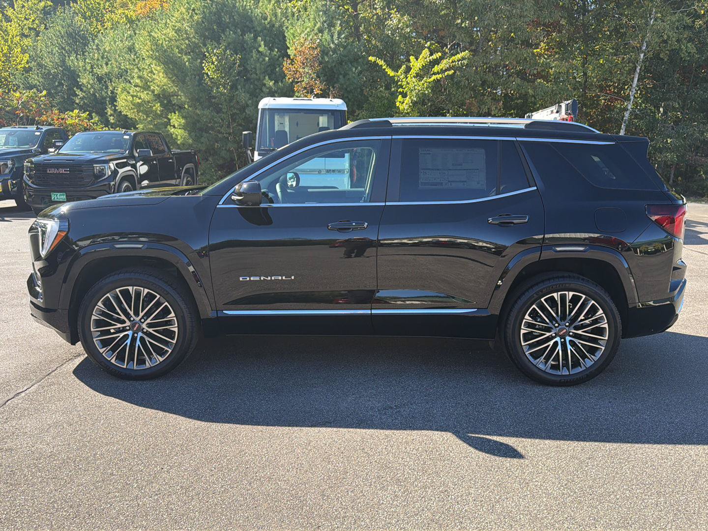 New 2027 GMC Terrain Denali w/ LPO, Floor Liner Package AWD/4WD image 2
