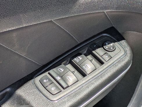 Used 2022 Dodge Charger Scat Pack RWD image 10