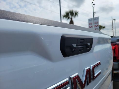 New 2026 GMC Sierra 1500 SLT RWD image 4
