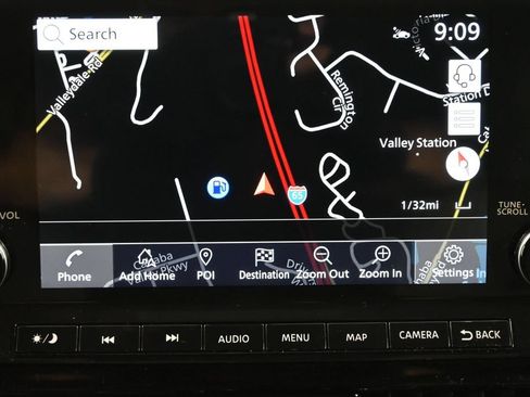 Used 2023 Nissan Pathfinder SL w/ SL Premium Package FWD image 11