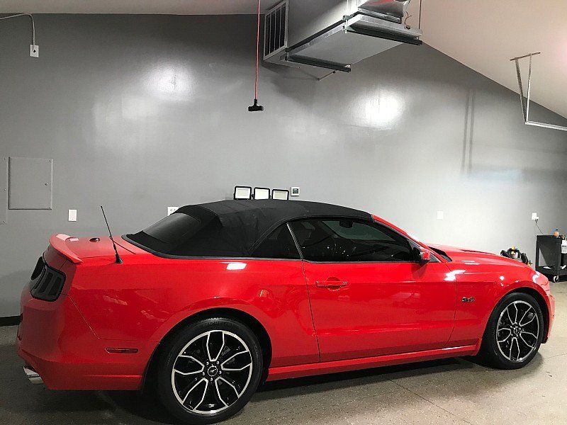 Used 2013 Ford Mustang GT Premium RWD image 6