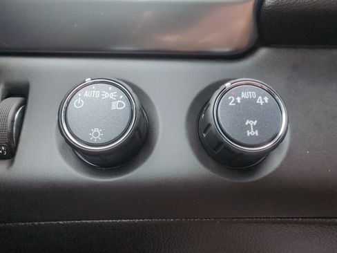 Used 2020 Chevrolet Tahoe LT AWD/4WD image 38