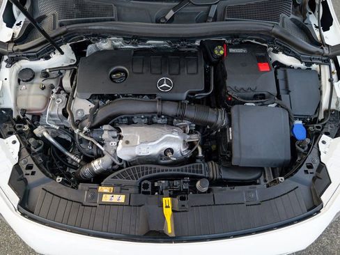 Used 2022 Mercedes-Benz GLA 250 4MATIC image 52