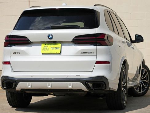 Used 2024 BMW X5 xDrive50e w/ M Sport Package AWD/4WD image 5