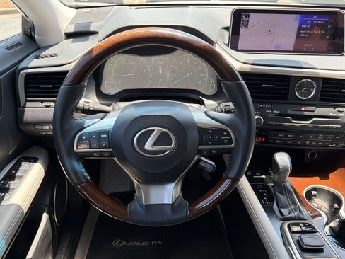 Used 2018 Lexus RX 350 FWD w/ Premium Package image 28