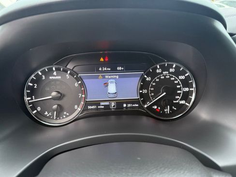 Used 2024 INFINITI QX80 Luxe image 18