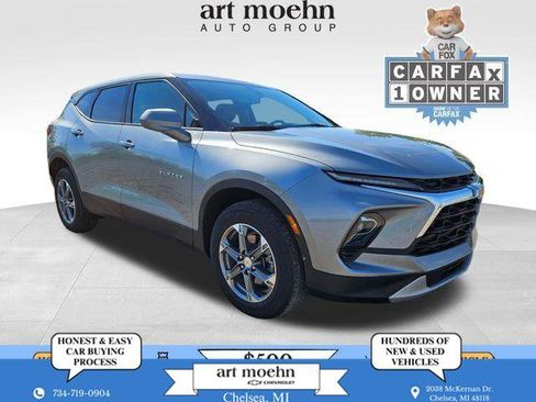 Used 2025 Chevrolet Blazer LT AWD/4WD image 1