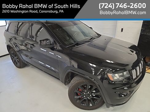 Used 2018 Jeep Grand Cherokee Altitude image 1