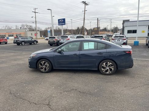 Used 2025 Subaru Legacy Premium w/ Popular Package #1A image 4