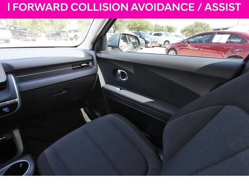 Certified 2024 Hyundai Ioniq 5 SEL RWD image 11