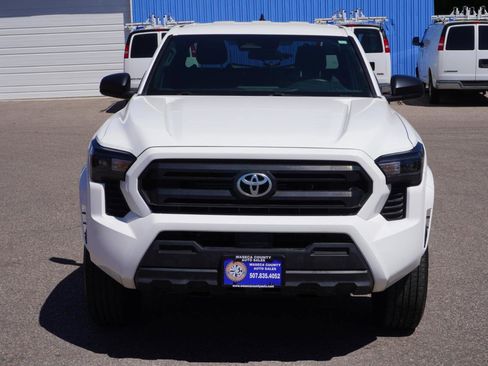 Used 2024 Toyota Tacoma SR RWD image 8