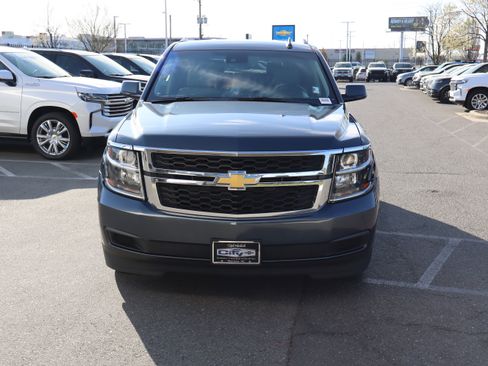 Used 2019 Chevrolet Tahoe LT image 3