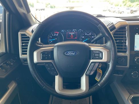 Used 2017 Ford F250 Lariat w/ Lariat Value Package AWD/4WD image 18