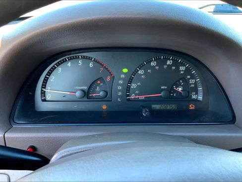 Used 2003 Toyota Camry LE image 24