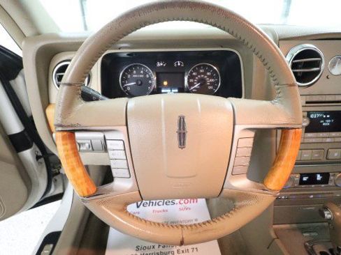 Used 2008 Lincoln MKZ FWD image 17