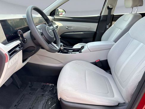Used 2025 Hyundai Tucson SEL AWD/4WD image 22