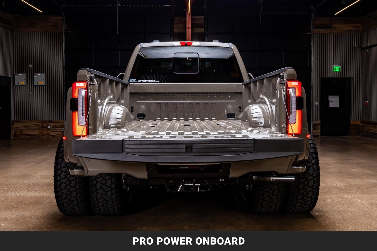 Used 2026 Ford F450 Platinum w/ Platinum Plus Package AWD/4WD image 8