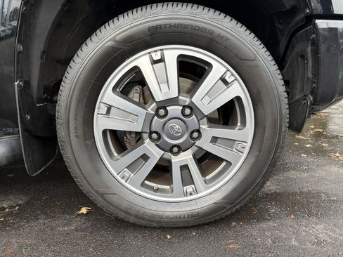 Used 2018 Toyota Tundra 1794 Edition image 13