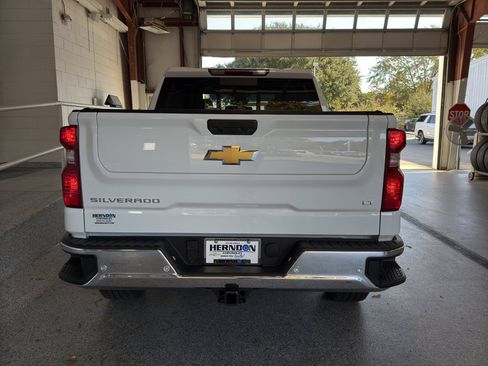 New 2026 Chevrolet Silverado 1500 LT image 6
