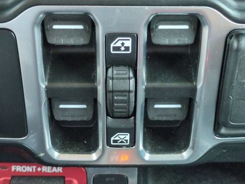 Used 2023 Jeep Wrangler Unlimited Rubicon 4xe w/ Cold Weather Group AWD/4WD image 24