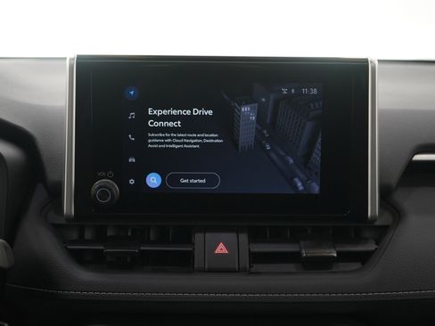 Used 2025 Toyota RAV4 XLE w/ Convenience Package image 18