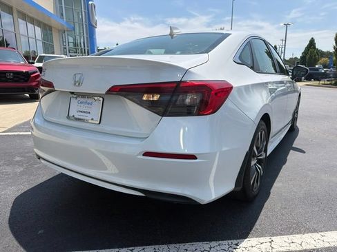 Certified 2022 Honda Civic EX image 6