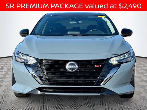 Used 2024 Nissan Sentra SR w/ SR Premium Package image 2