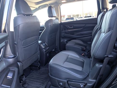 Used 2022 Subaru Ascent Onyx Edition image 28