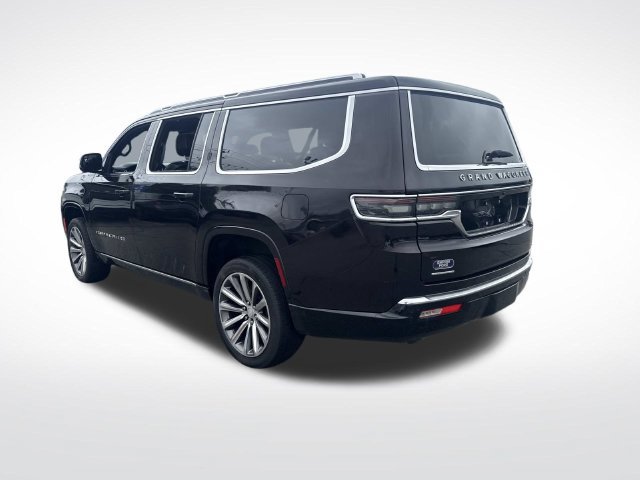 Used 2023 Jeep Grand Wagoneer L Series II AWD/4WD image 3