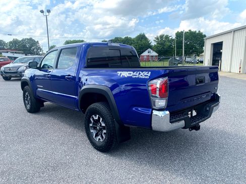 Used 2022 Toyota Tacoma TRD Off-Road image 7